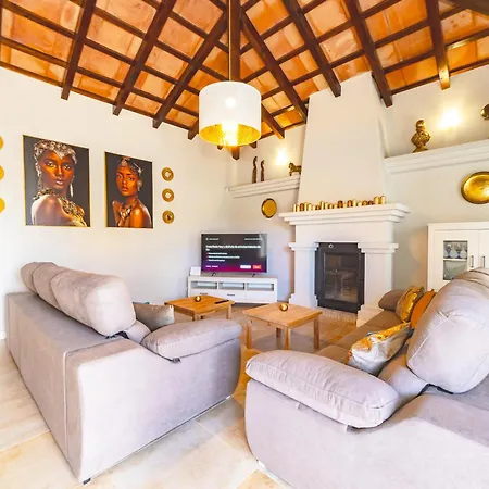 Holiday home Cubo's La Luz Del Valle Rural House Alhaurin el Grande